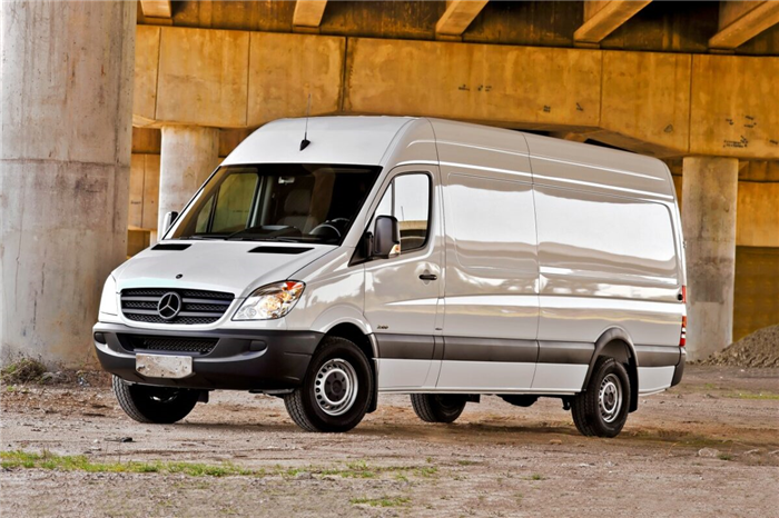 Какие факторы определяют базовую норму расхода для Mercedes-Benz Sprinter