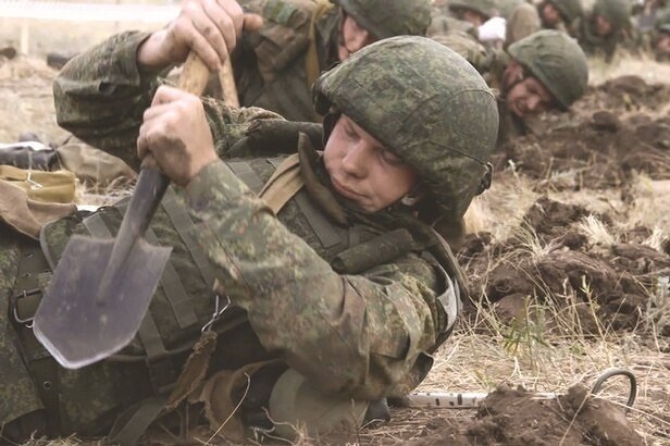 Как получить в военкомате историю болезней